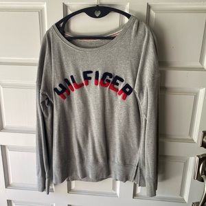 Tommy Hilfiger swear shirt